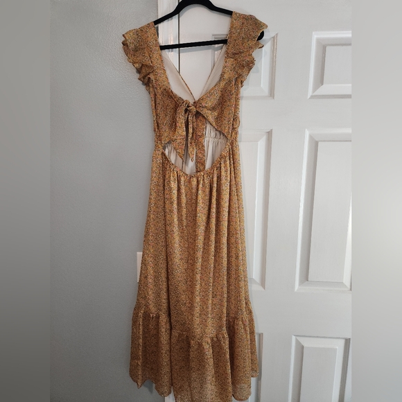 ASTR the Label dress - Picture 5 of 8